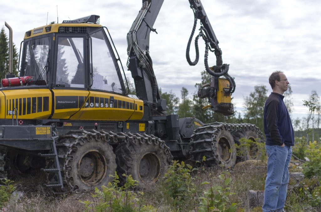 Logging machine